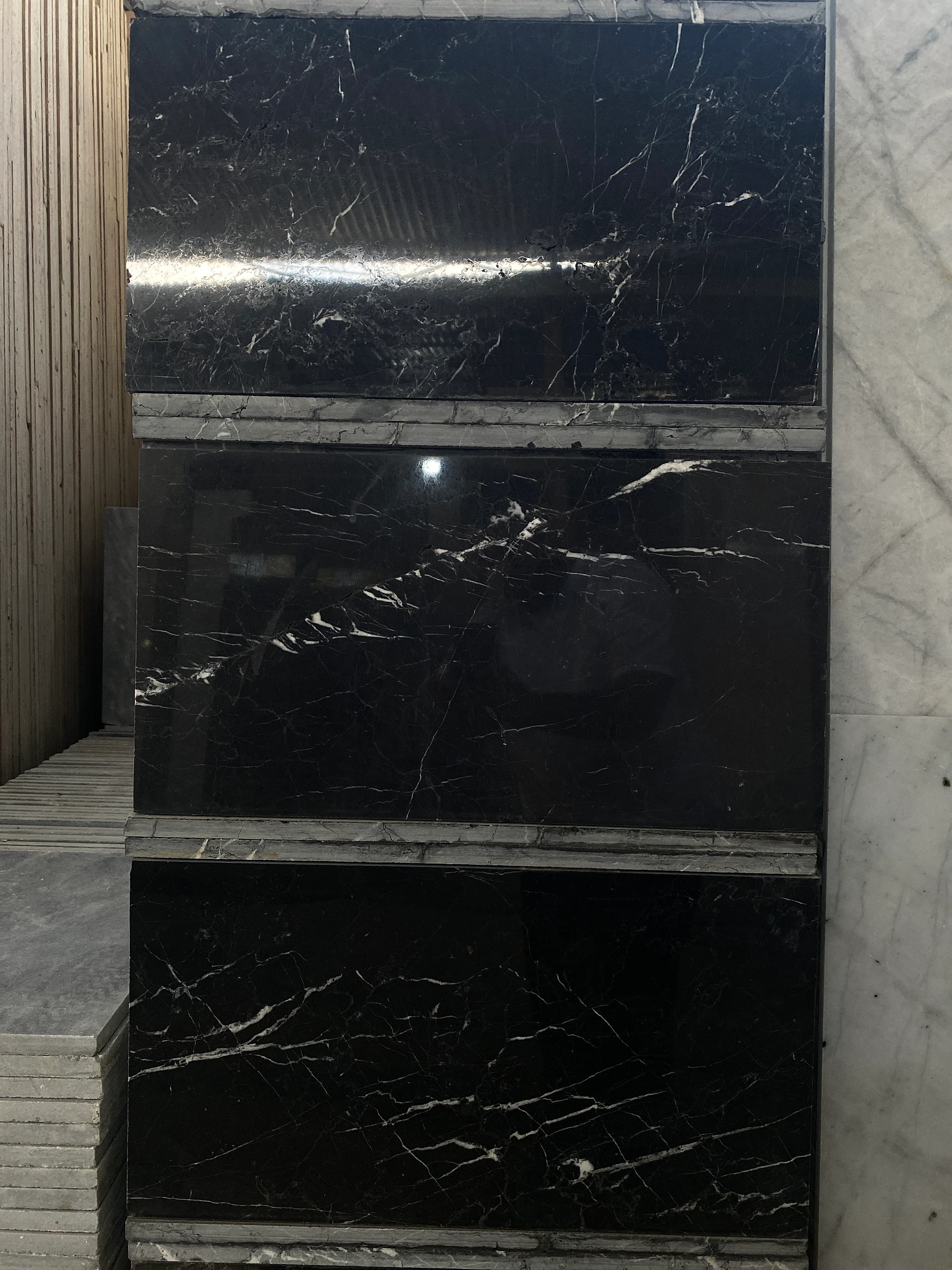 نجف آباد مشکی